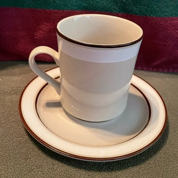 Strata Stoneware White, Brown and Tan Japan Cup and Saucer - Picture 2 of 2